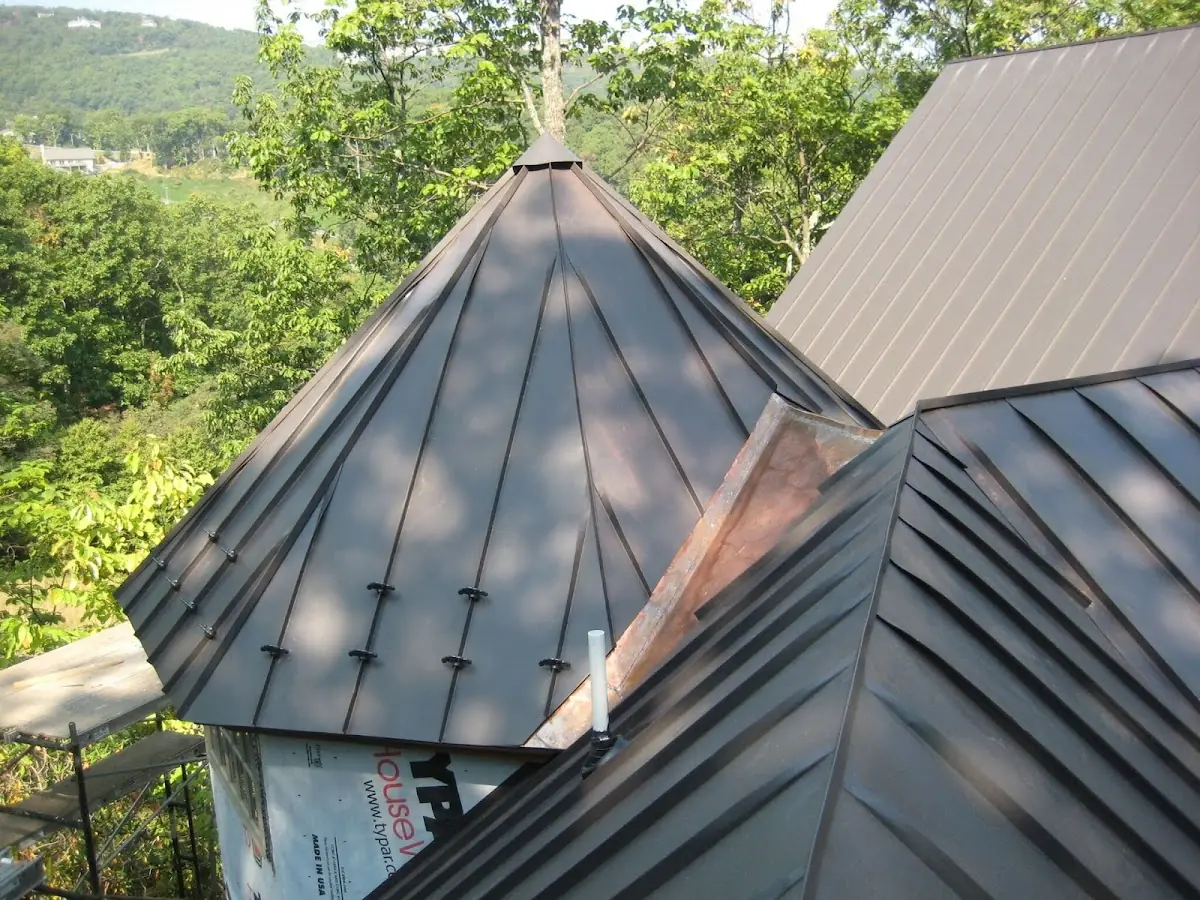 Professional Roof Tarp Installation by Craftsman Roofing in Comstock